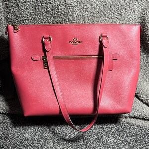COACH LARGE SHOULDER BAG